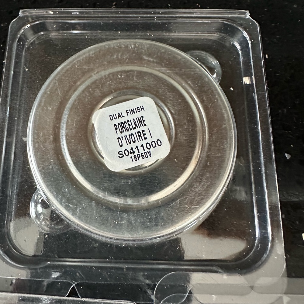 1 Lancôme Dual Finish Powder Foundation PORCELAINE D’IVOIRE I - 5 available RARE - Picture 3 of 4